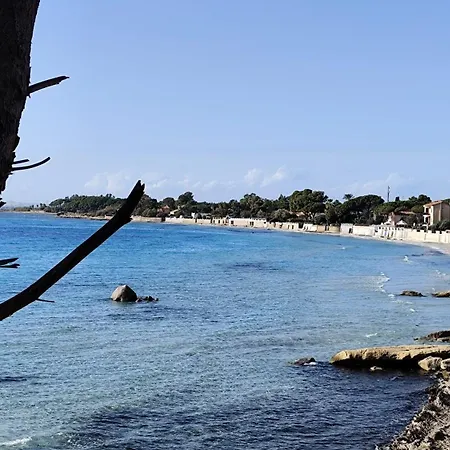 Seaside Retreat In Capitana Dom wakacyjny *
